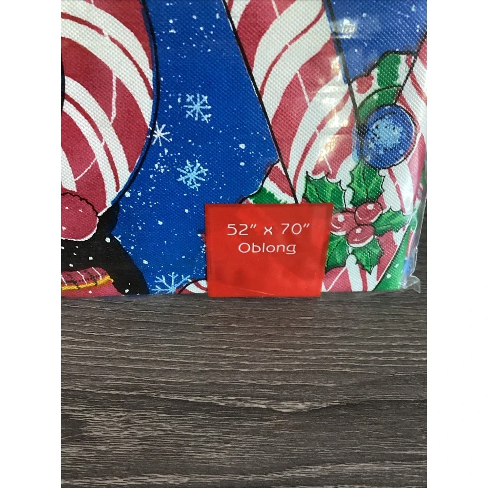 Vtg Daisy Kingdom Vinyl Christmas Table Cloth 52 X 70 Oblong Flannel Backed